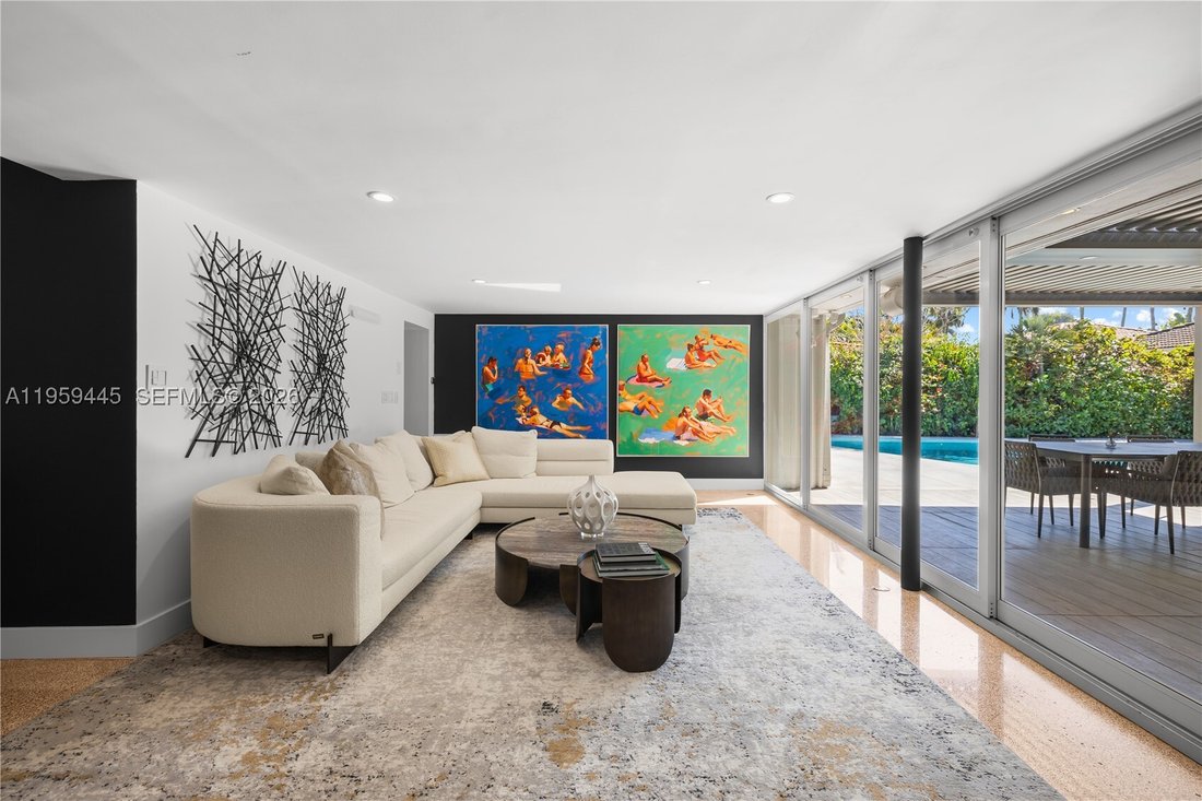 House in Miami, Florida, United States 5 - 17093926