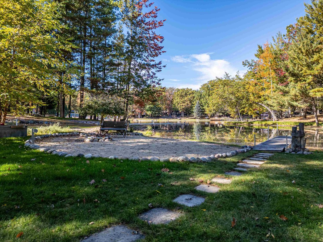 House in Gladwin, Michigan, United States 3 - 18308317