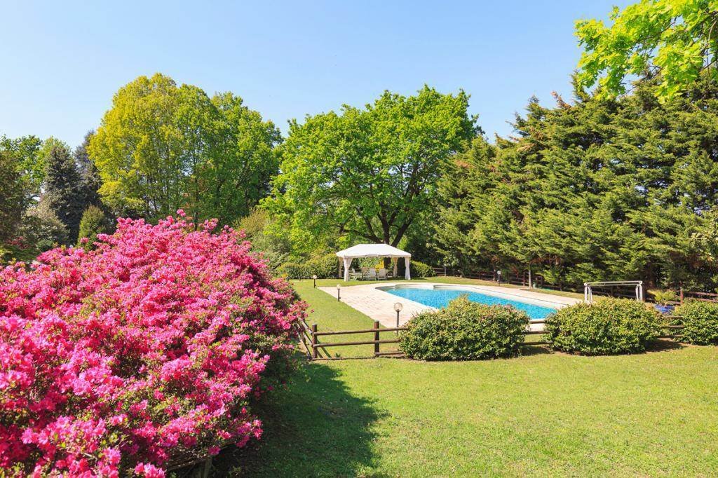 Villa in Arona, Piedmont, Italy 3 - 18314202