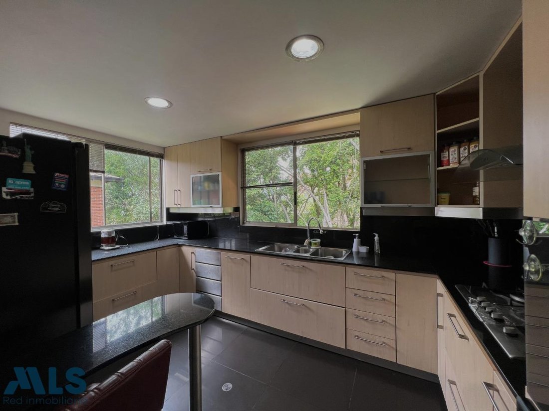 House in Medellín, Antioquia, Colombia 4 - 18316270