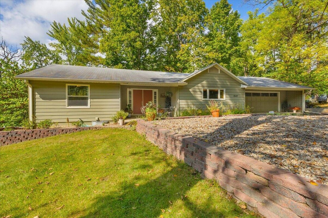 House in Grand Junction, Michigan, United States 3 - 18310069