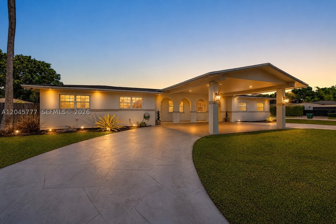 House in Miami, Florida, United States 1 - 18313007