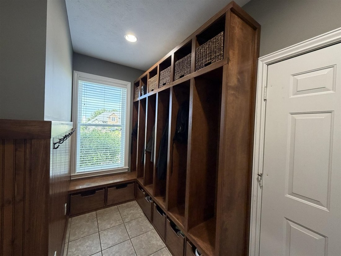 House in Caledonia, Michigan, United States 4 - 18307700