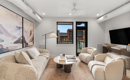 Condo in Gallatin Gateway, Montana, United States 1