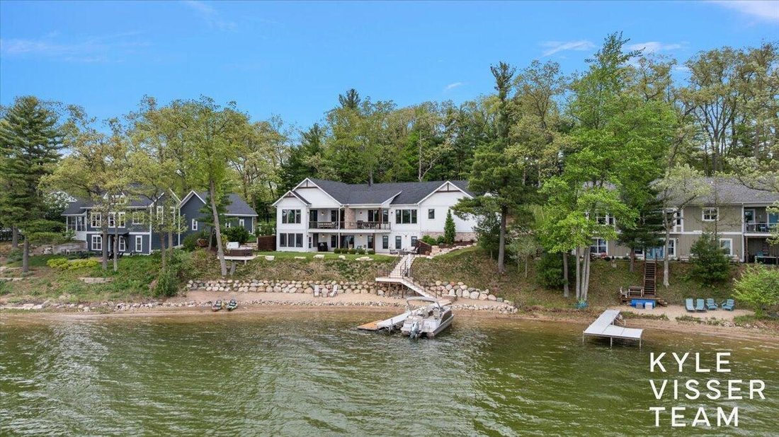 House in Howard City, Michigan, United States 1 - 18308086