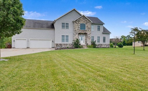 House in Lithopolis, Ohio, United States 1