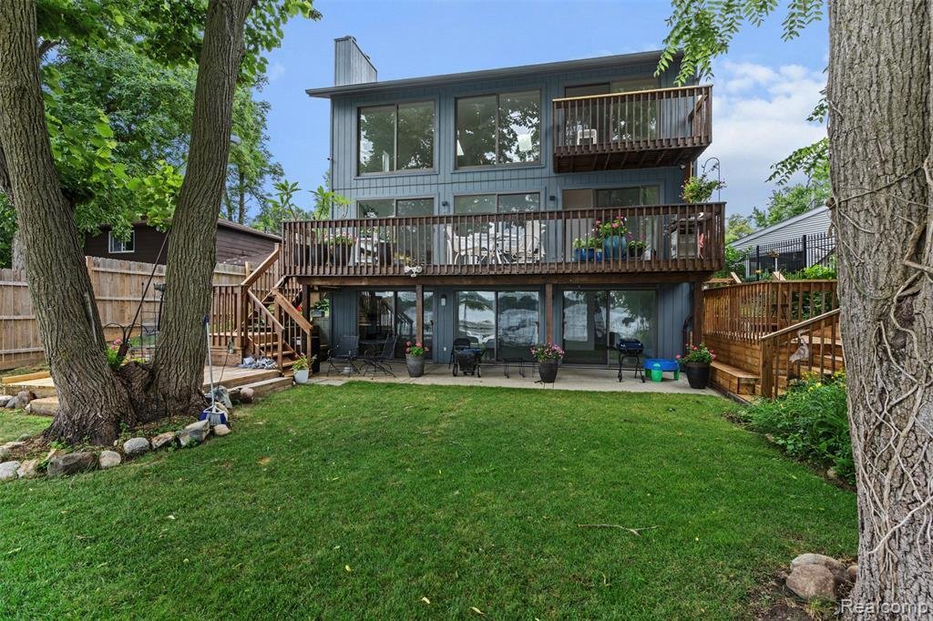 House in Orchard Lake Village, Michigan, United States 1 - 18308211