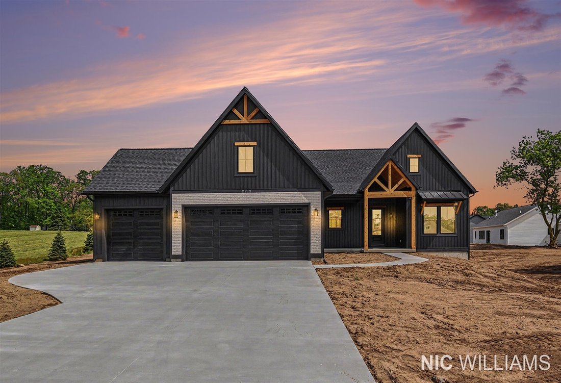 House in Alto, Michigan, United States 2 - 18308954