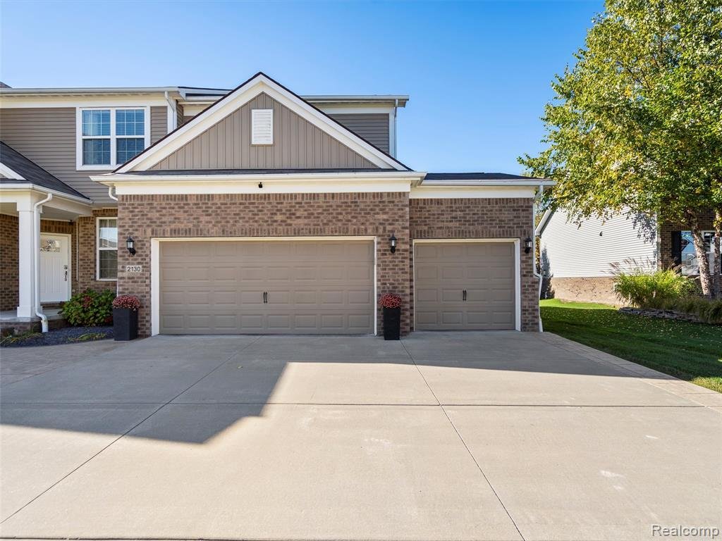 House in Orion charter Township, Michigan, United States 5 - 18309571