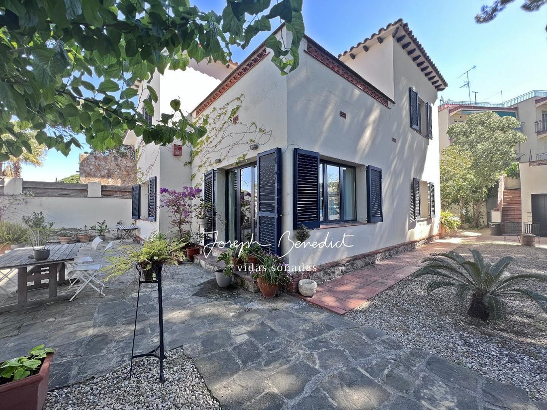 House in Castelldefels, Catalonia, Spain 3 - 18311946