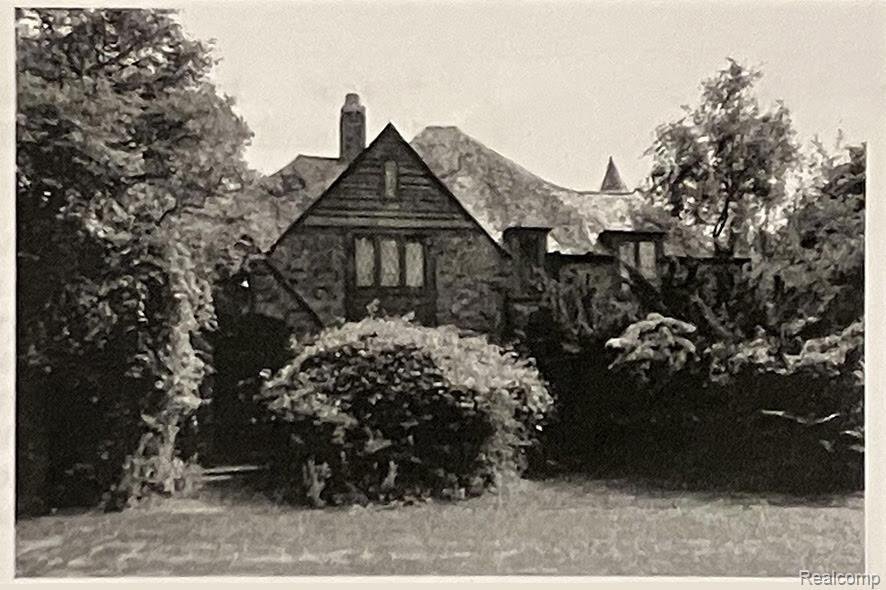 House in Beverly Hills, Michigan, United States 1 - 18307833