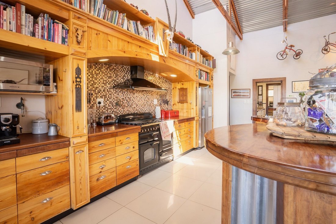 Country House in Windhoek, Khomas Region, Namibia 4 - 18310907