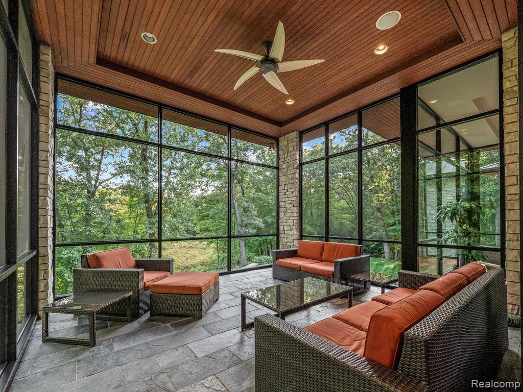 House in Wixom, Michigan, United States 4 - 18309080