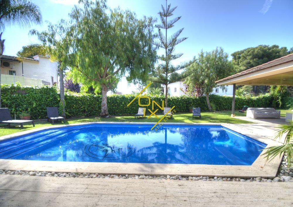 Chalet in Sitges, Catalonia, Spain 3 - 18312405