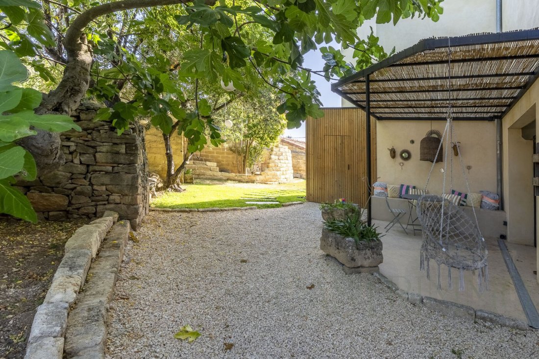 Villa in Centre Ville, Castries, France 3 - 18312909