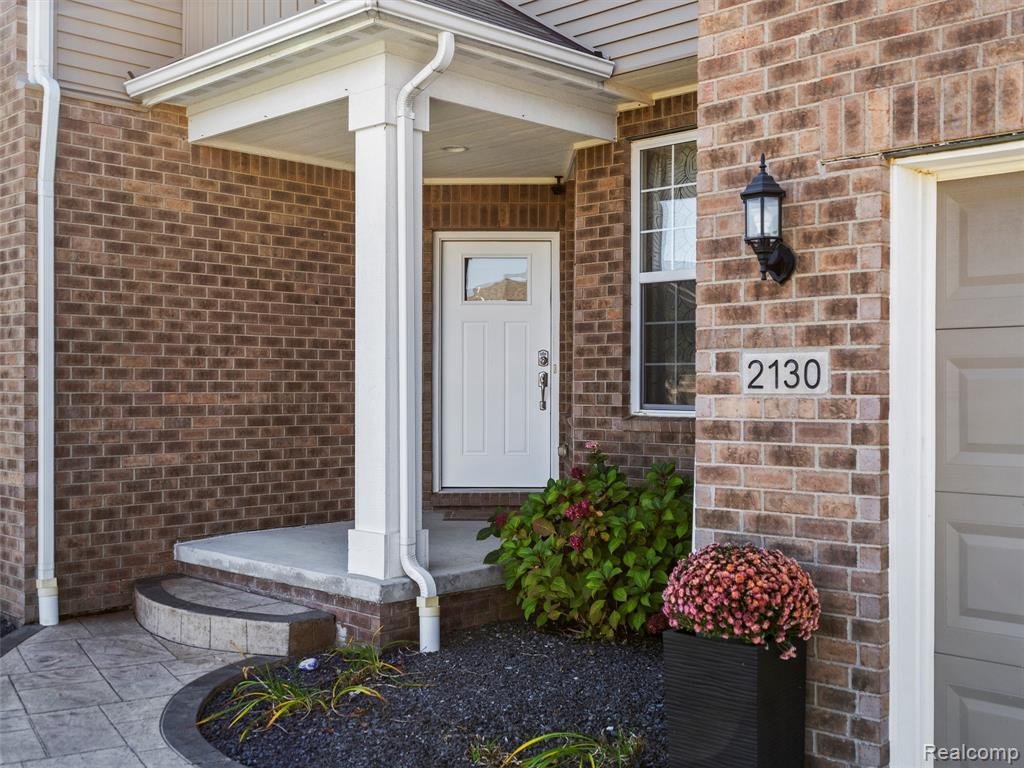 House in Orion charter Township, Michigan, United States 4 - 18309571