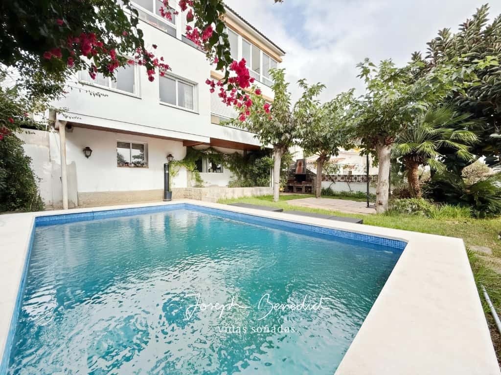 House in Castelldefels, Catalonia, Spain 1 - 18311998