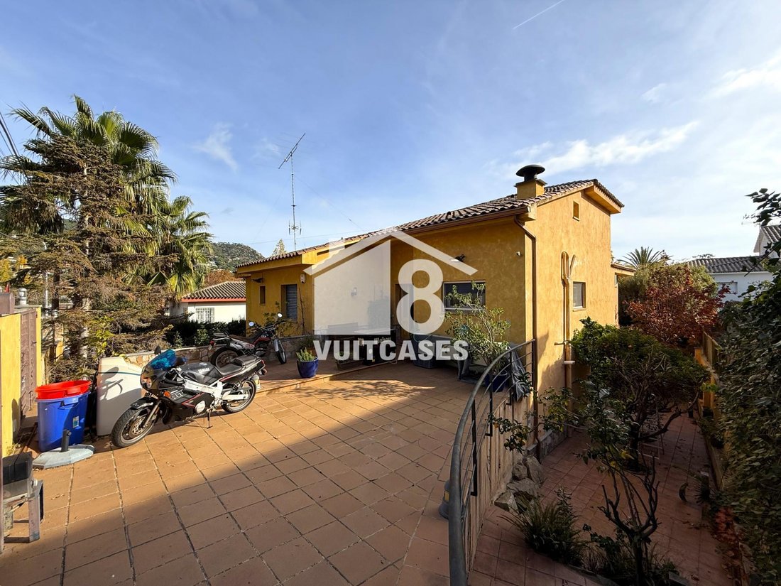 House in Cabrils, Catalonia, Spain 3 - 18314338