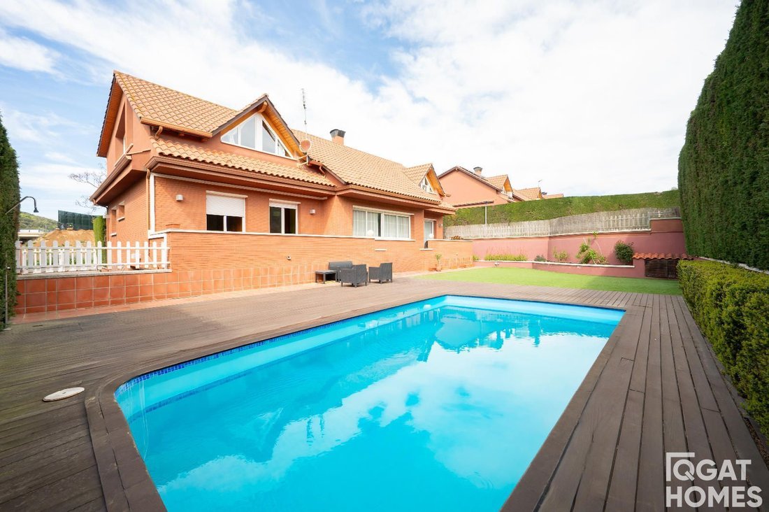 Chalet in Sant Cugat del Valles, Catalonia, Spain 3 - 18312640