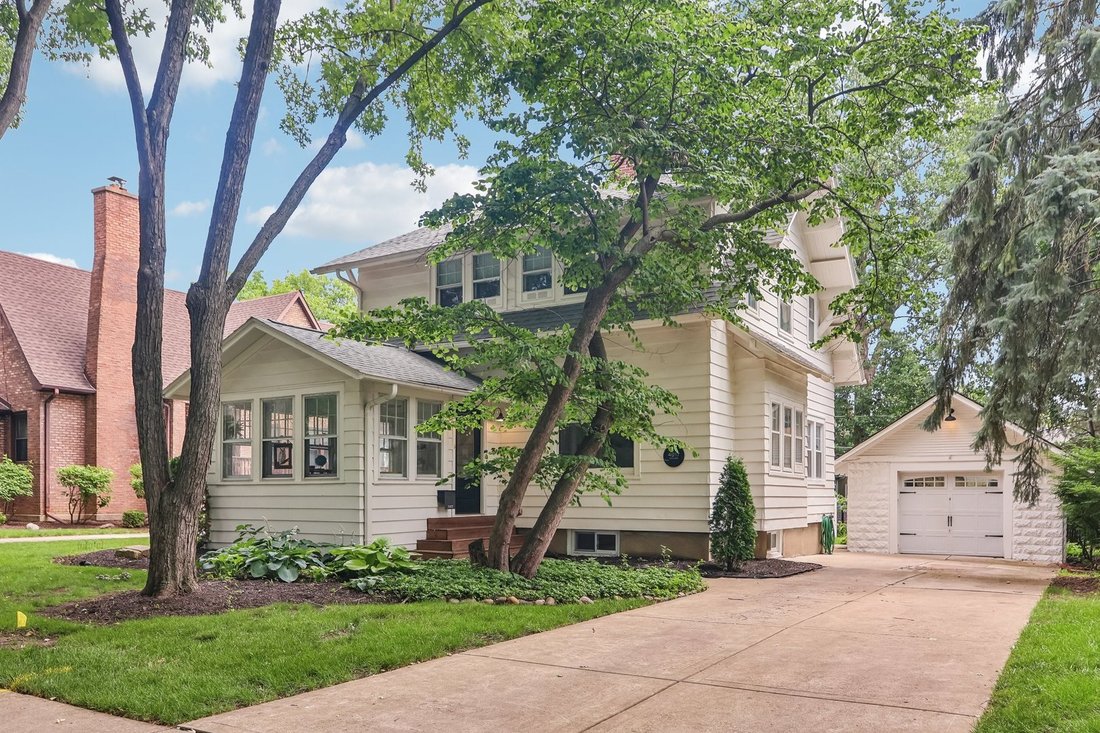 House in Downers Grove, Illinois, United States 1 - 18313749