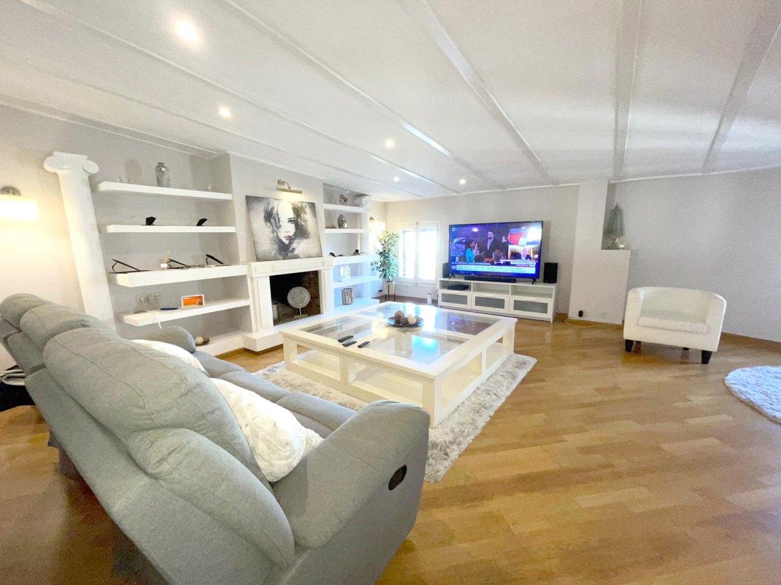 Apartment in Eixample, Barcelona, Spain 2 - 18312810