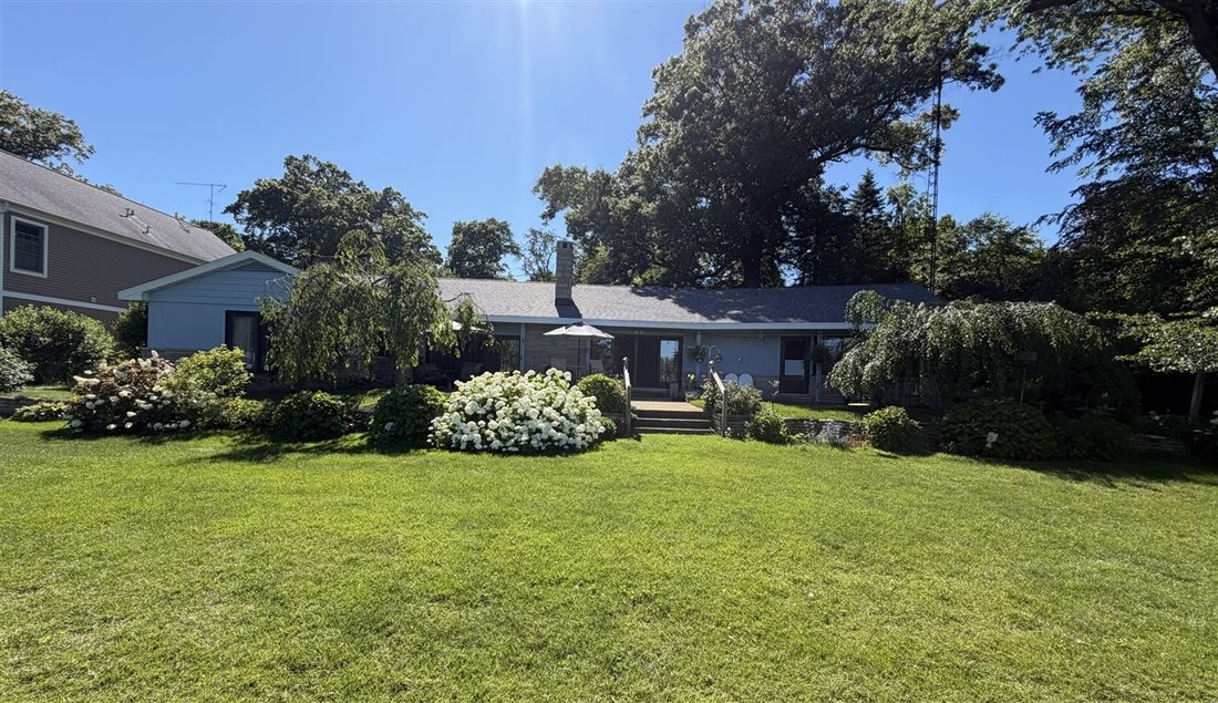 House in Dowagiac, Michigan, United States 2 - 18309999