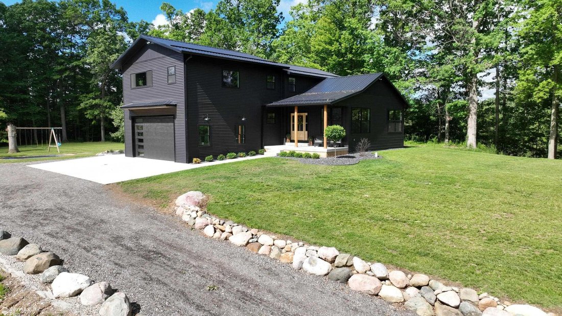 House in Columbiaville, Michigan, United States 2 - 18309740