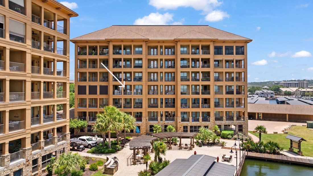 Condo in Horseshoe Bay, Texas, United States 1 - 18313268