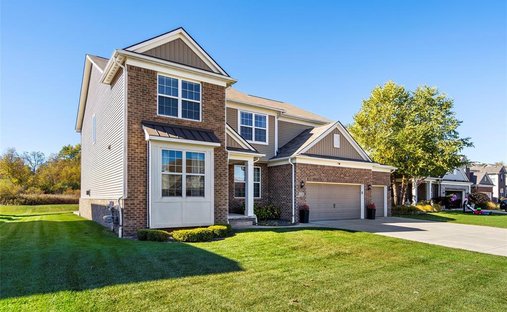 House in Orion charter Township, Michigan, United States 1