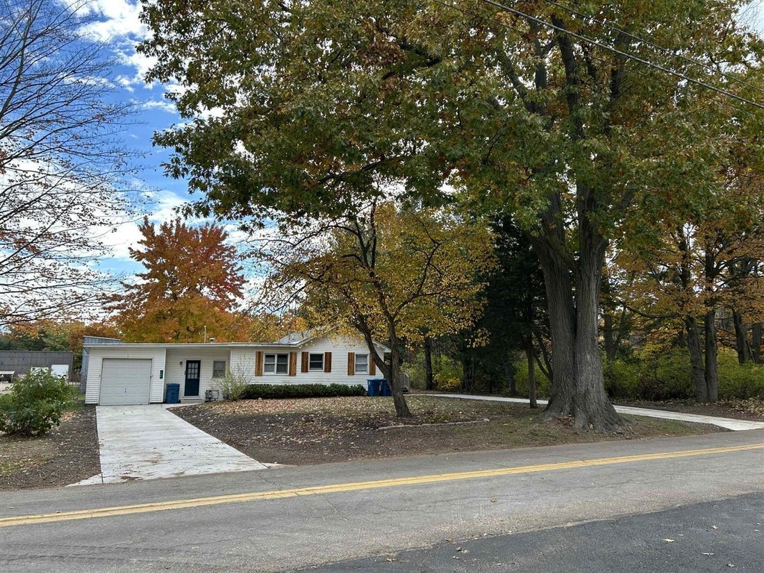 Fennville, Michigan, United States 1 - 18308364