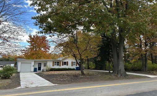 Apartment in Fennville, Michigan, United States 1