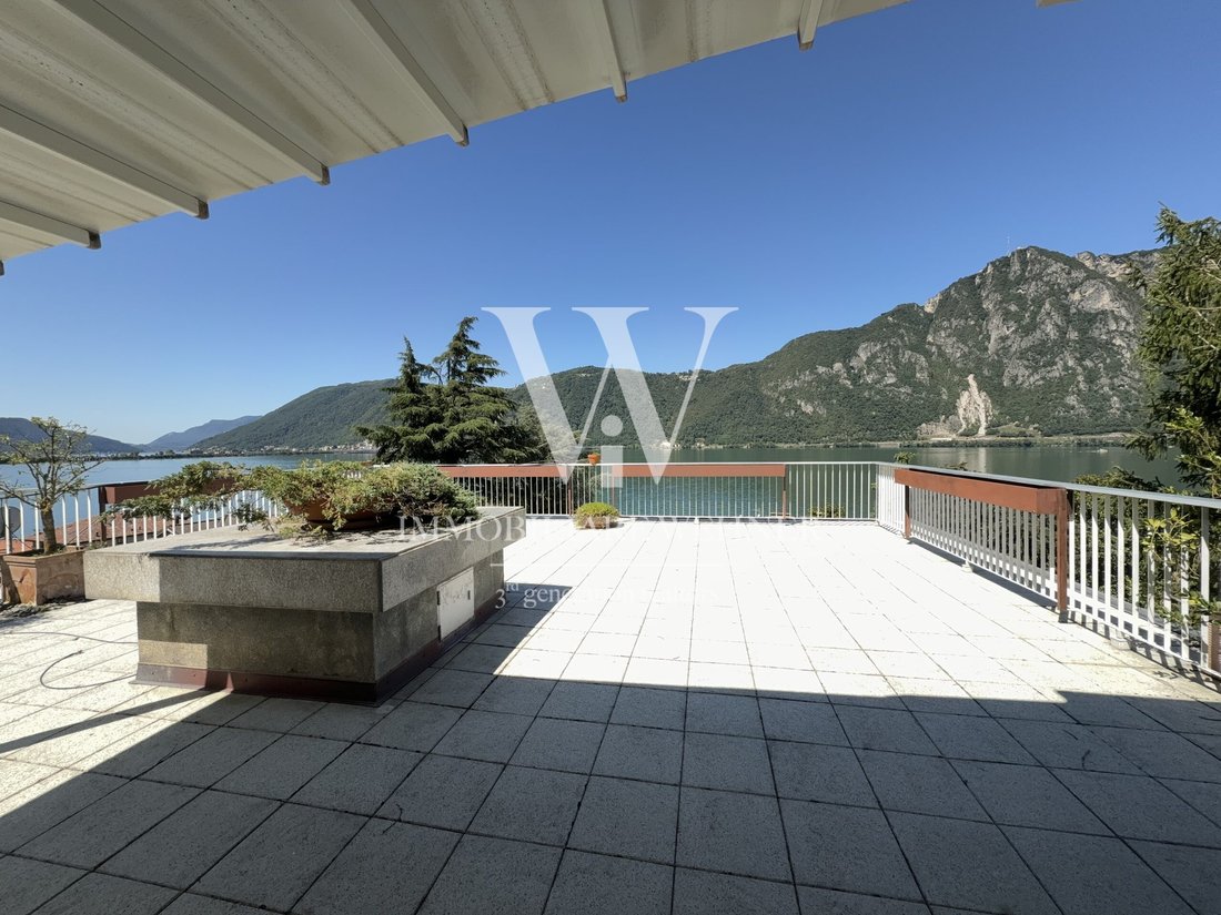 Penthouse in Campione d'Italia, Lombardy, Italy 1 - 18305992