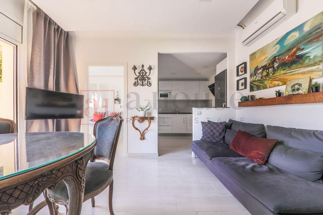 Apartment in Eixample, Barcelona, Spain 4 - 18313044