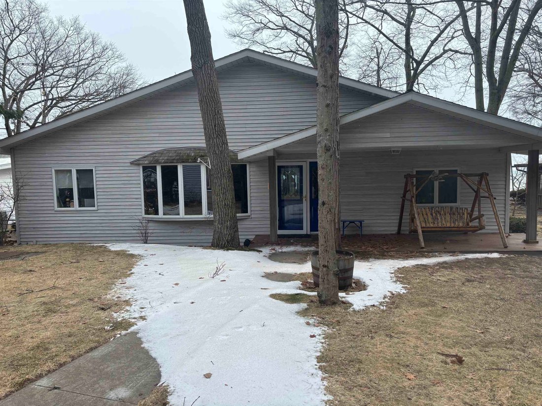 House in Tawas City, Michigan, United States 1 - 18310046