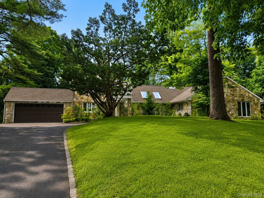 House in Old Westbury, New York, United States 3 - 18313166