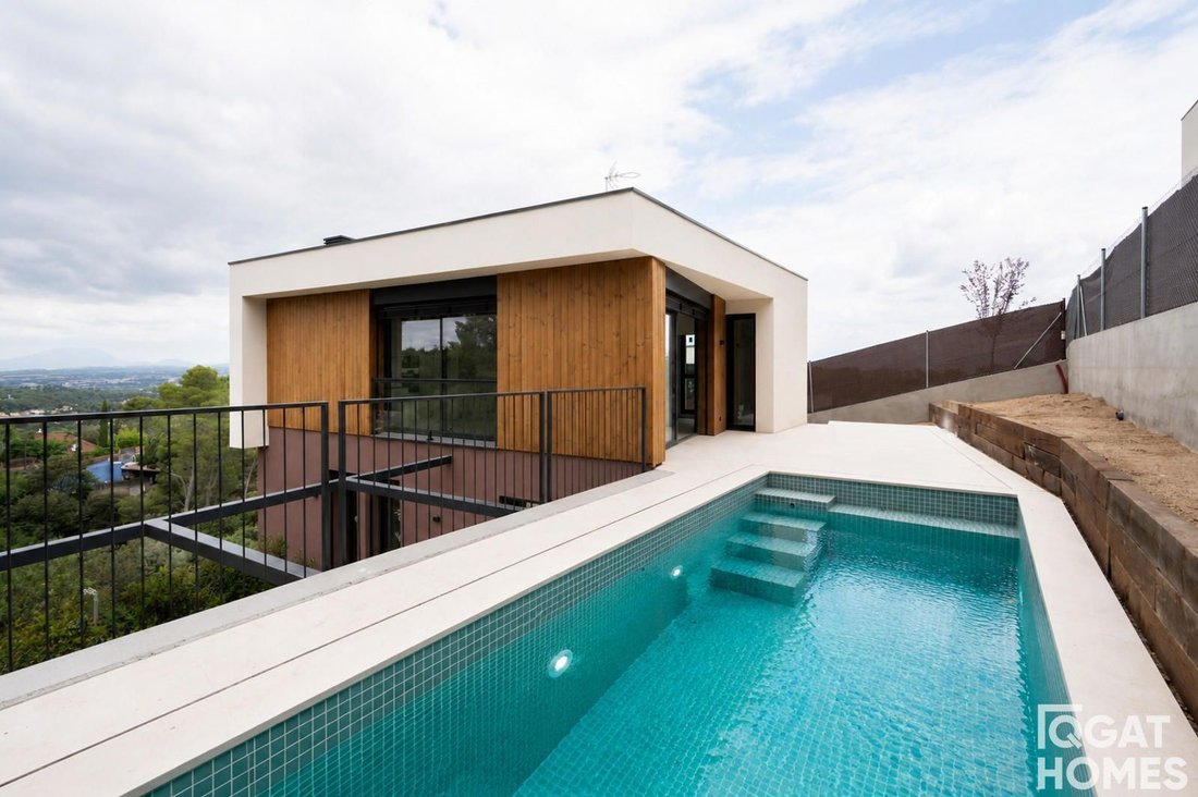 Chalet in Sant Cugat del Valles, Catalonia, Spain 3 - 18312806