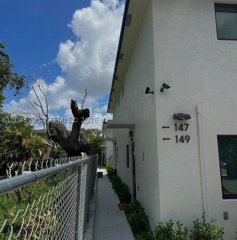 Miami, Florida, United States 3 - 18313002