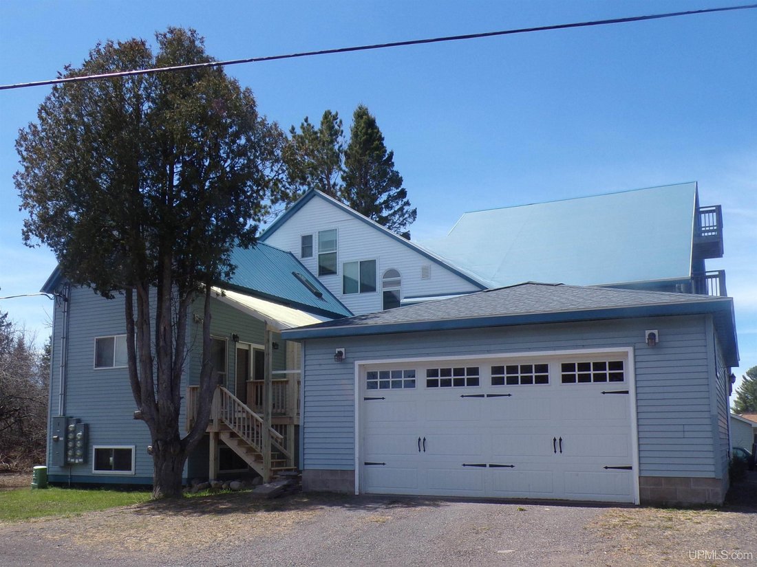 House in Hancock, Michigan, United States 3 - 18309725