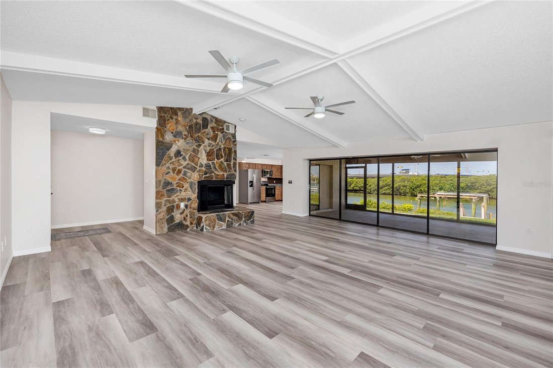 House in Seminole, Florida, United States 2 - 18313641