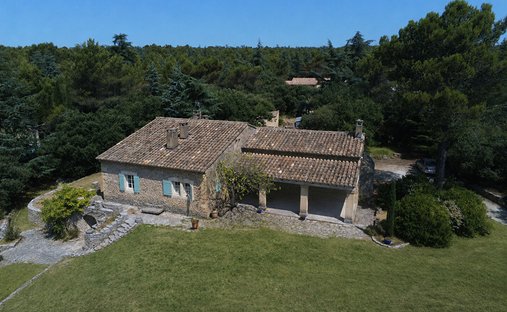 House in Cabrières-d'Avignon, Provence-Alpes-Côte d'Azur, France 1
