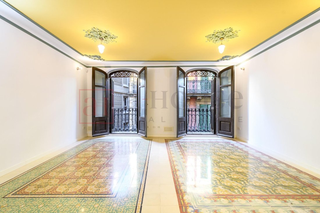 Apartment in Ciutat Vella, Barcelona, Spain 3 - 18314316