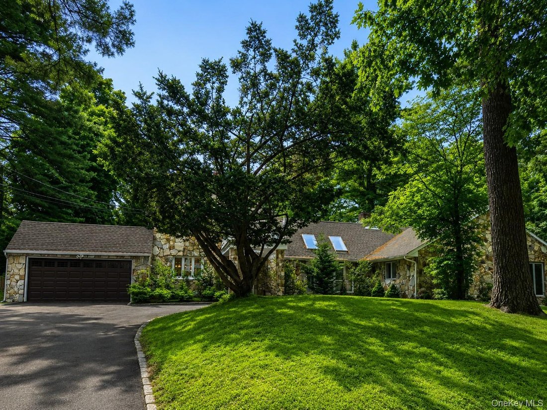 House in Old Westbury, New York, United States 4 - 18313166