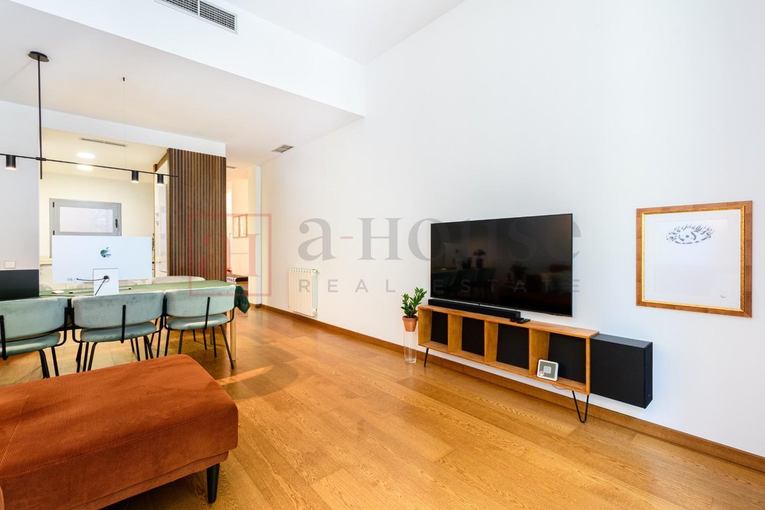 Apartamento en Eixample, Barcelona, España 5 - 18314372