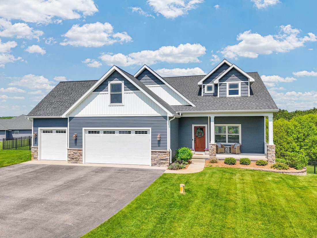 House in Traverse City, Michigan, United States 1 - 18308880