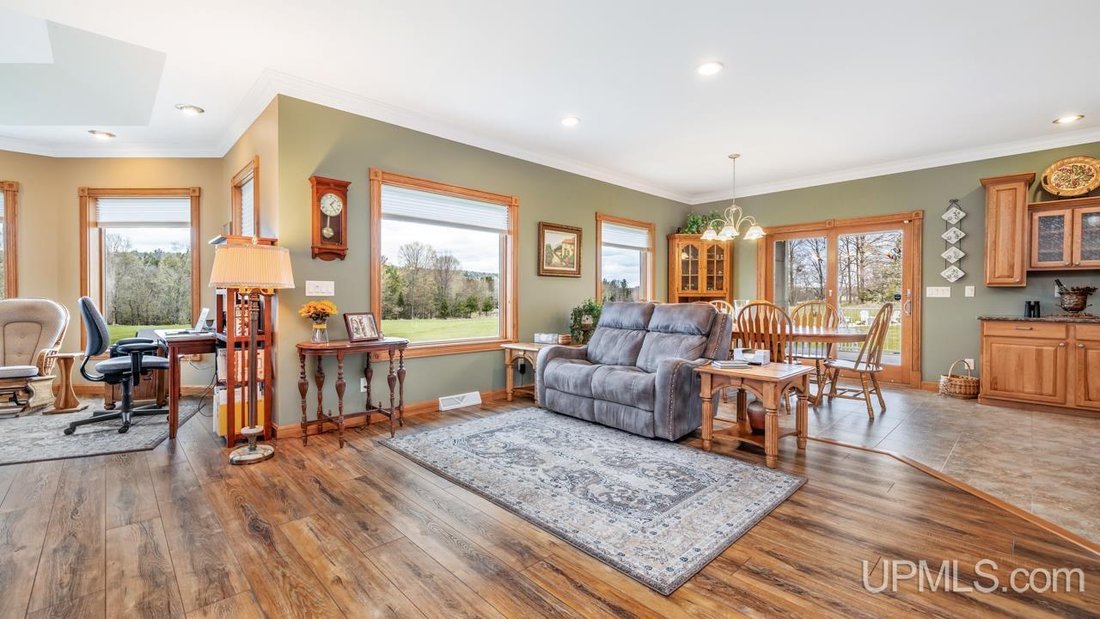 House in Vulcan, Michigan, United States 3 - 18309264