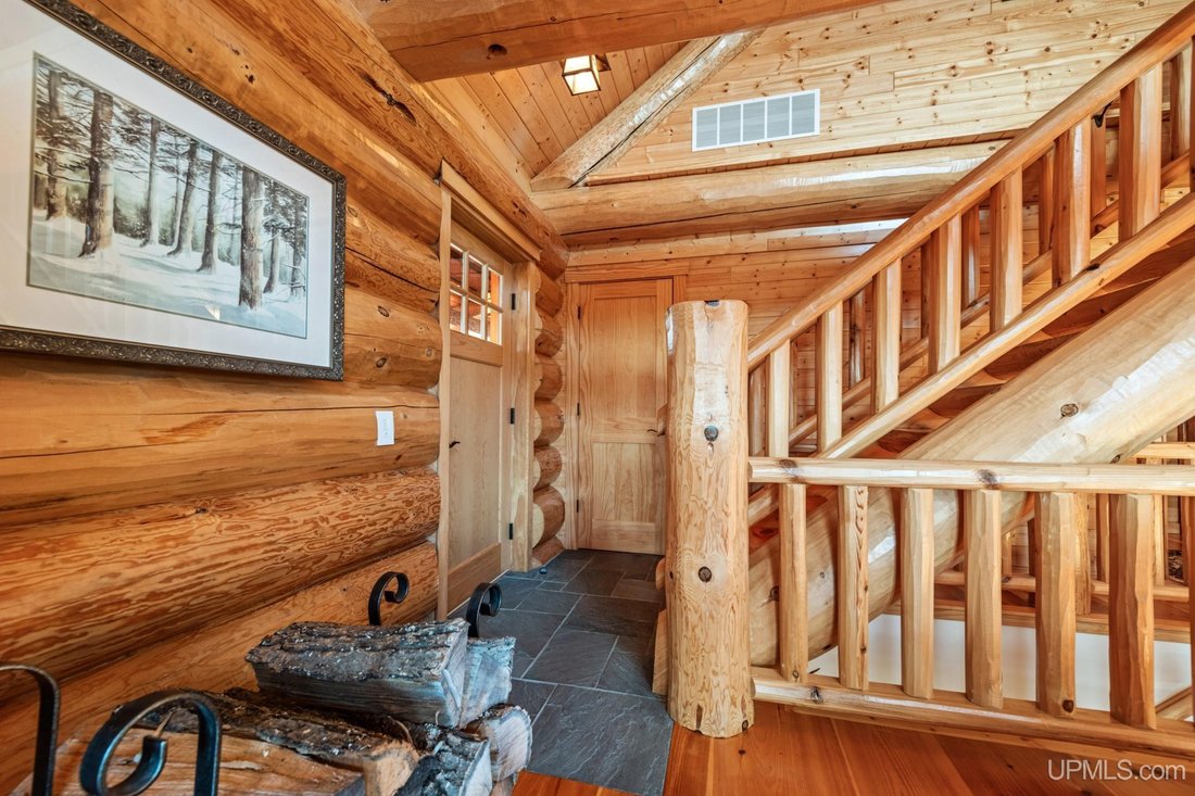 House in Florence, Wisconsin, United States 2 - 18309583