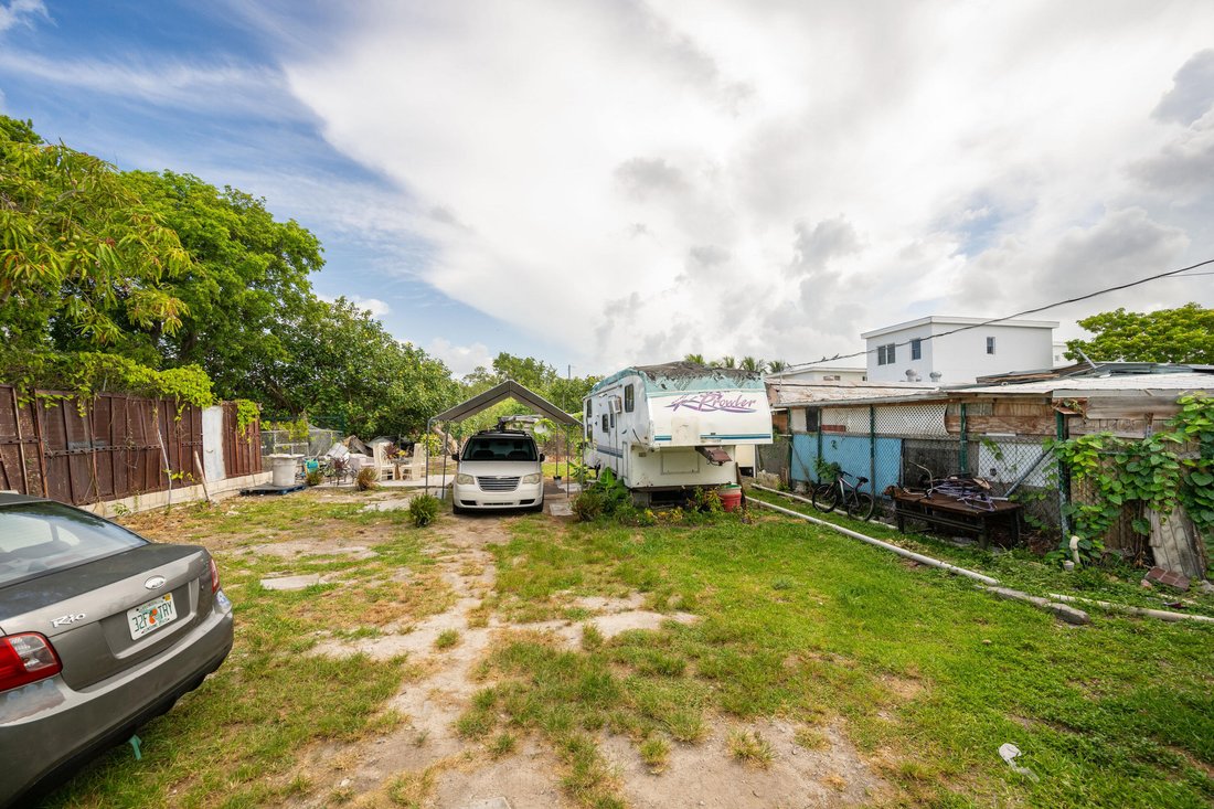 Key West, Florida, United States 5 - 18311573