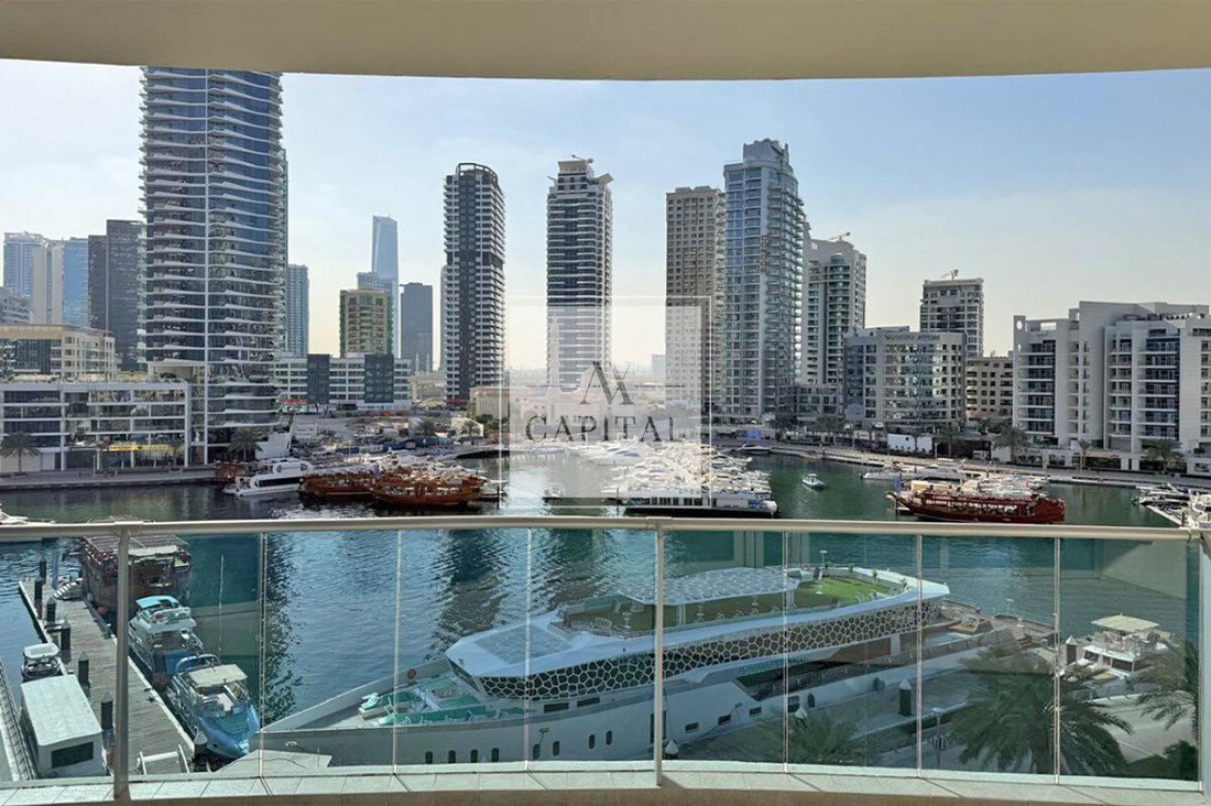Apartment in Umm Suqeim, Dubai, United Arab Emirates 1 - 18310545