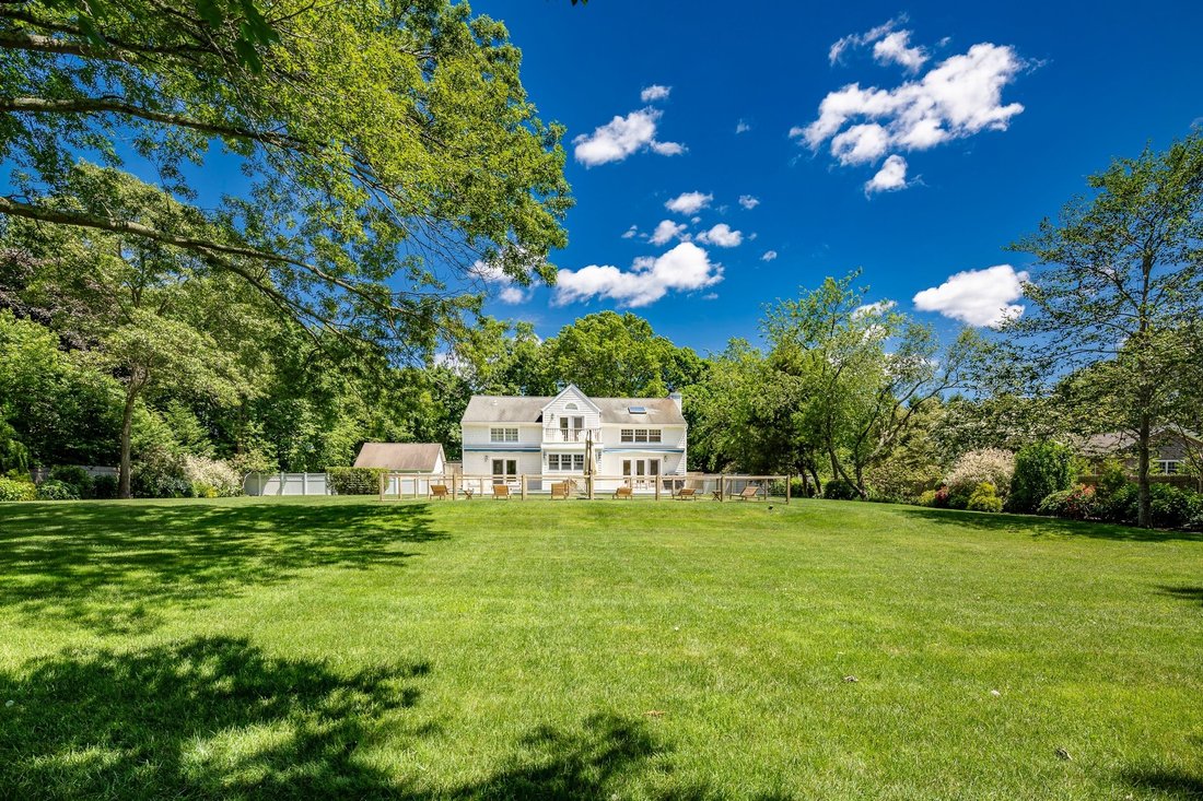 House in East Hampton, New York, United States 2 - 18310366