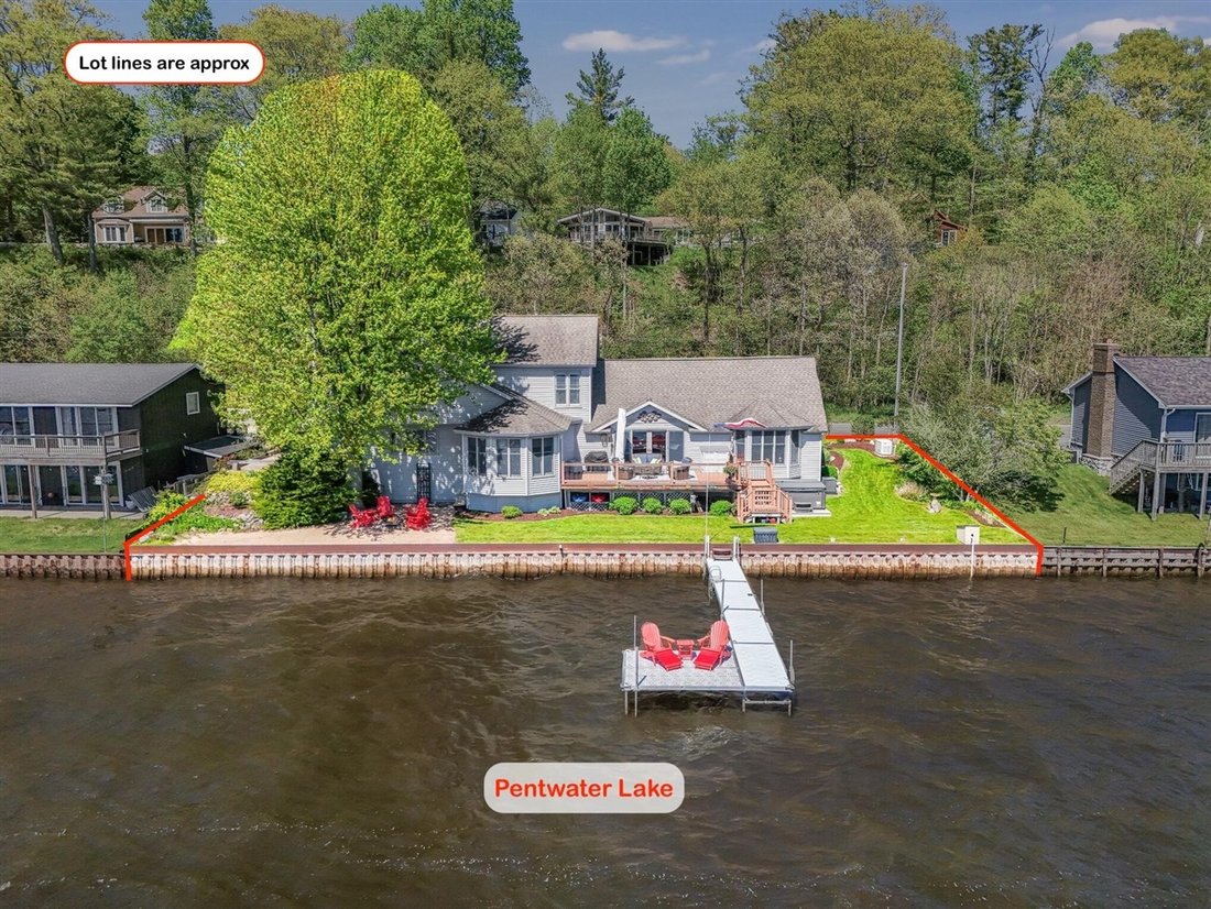 House in Pentwater, Michigan, United States 1 - 18308076